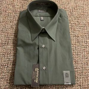 New Men’s Arrow Dress Shirt